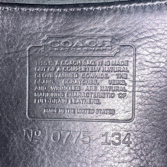 Vintage Coach Pocket Purse! - Picture 6 of 6